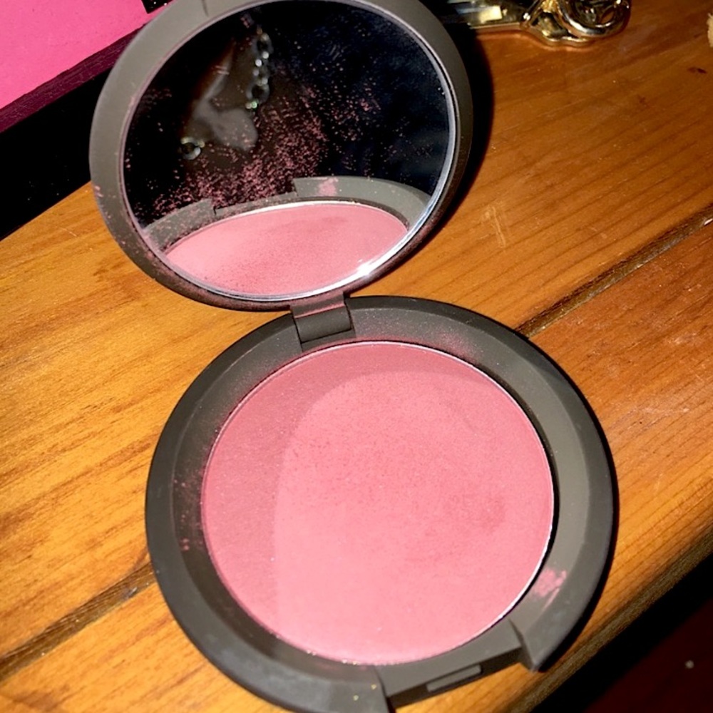 BECCA MINERAL BLUSH, NIGHTINGALE